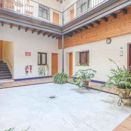 Galindo Center Premium Suites, Free Parking Seville Exterior photo