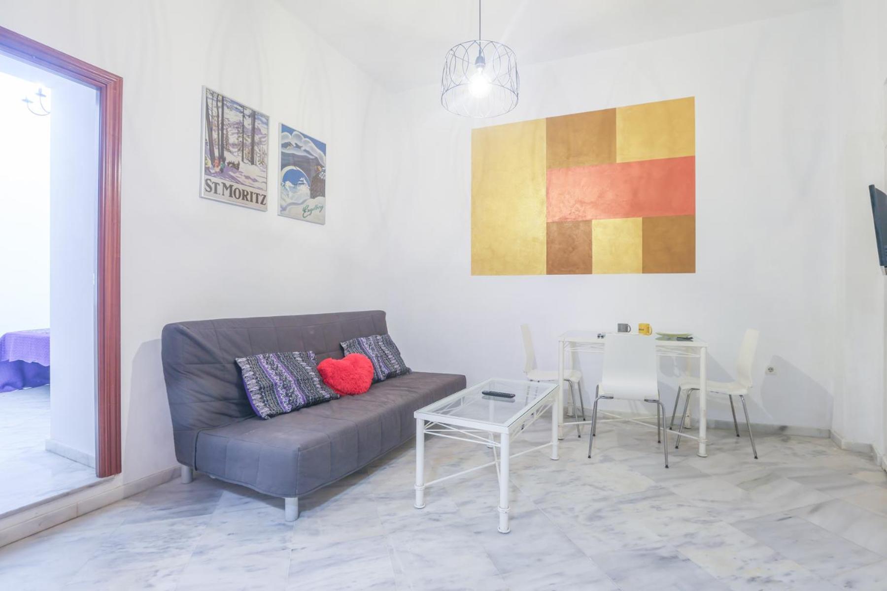 Galindo Center Premium Suites, Free Parking * Seville